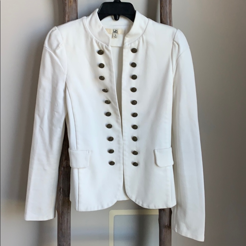 YA off white blazer EUC purchased from ModCloth